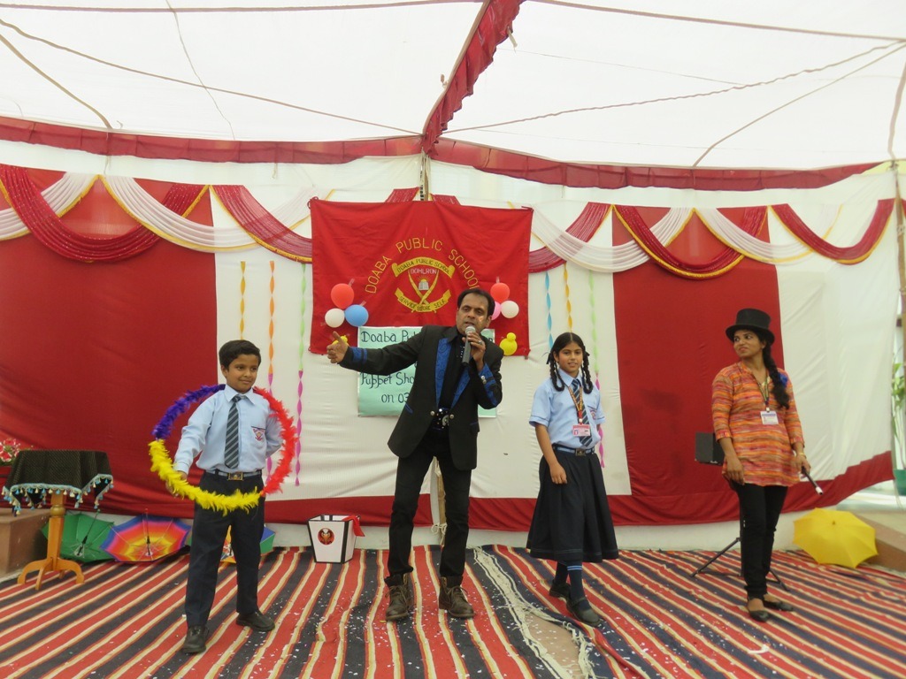 MAGIC SHOW & PUPPET SHOW