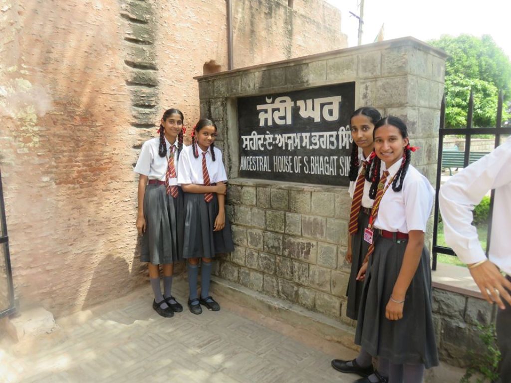 top-5-schools-in-mahilpur