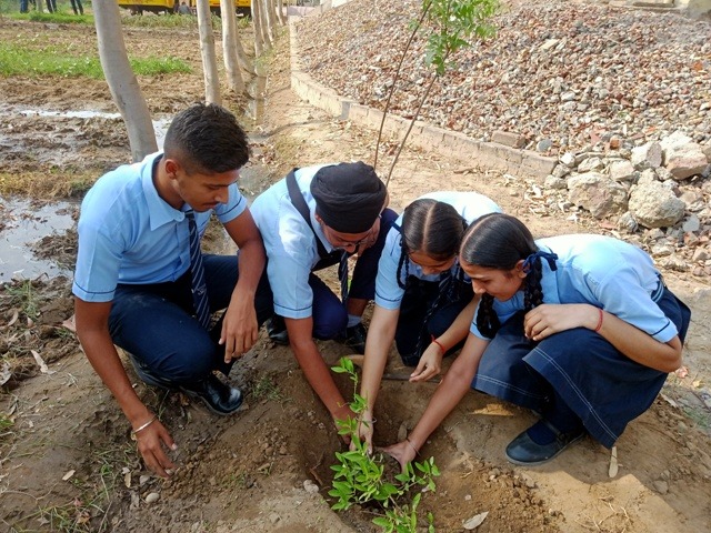 best CBSE school in Mahilpur